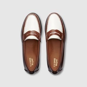 G.H. Bass women’s Whitney Weejuns Loafer - size 7.5